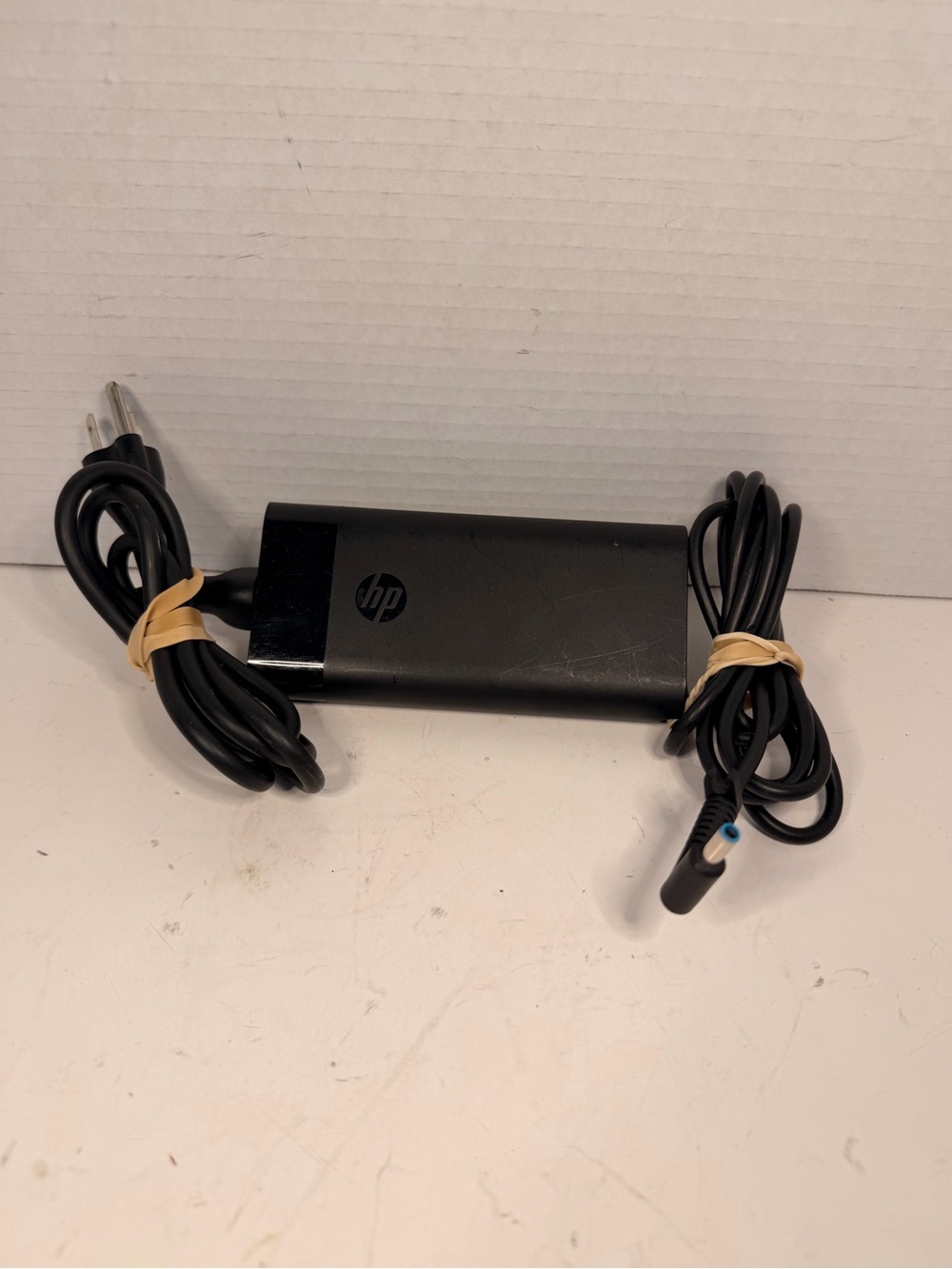 HP 150W Smart AC Adapter
TPN-CA11 19.5V 7.7A
Laptop Charger